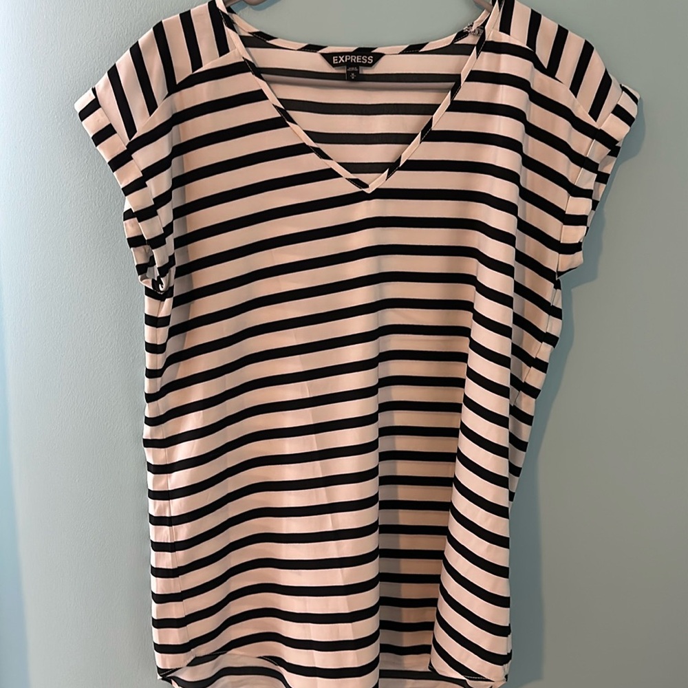 Express Top Black and Cream Silk Medium